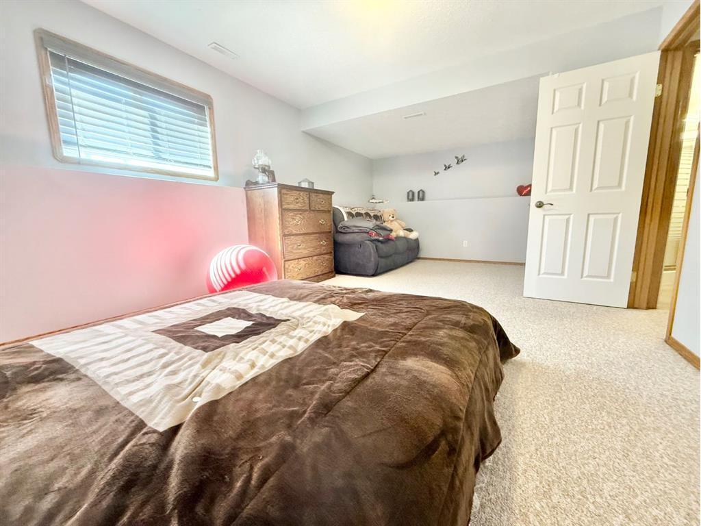 









237


Upland

Boulevard West,
Brooks,




AB
T1R 0R1

