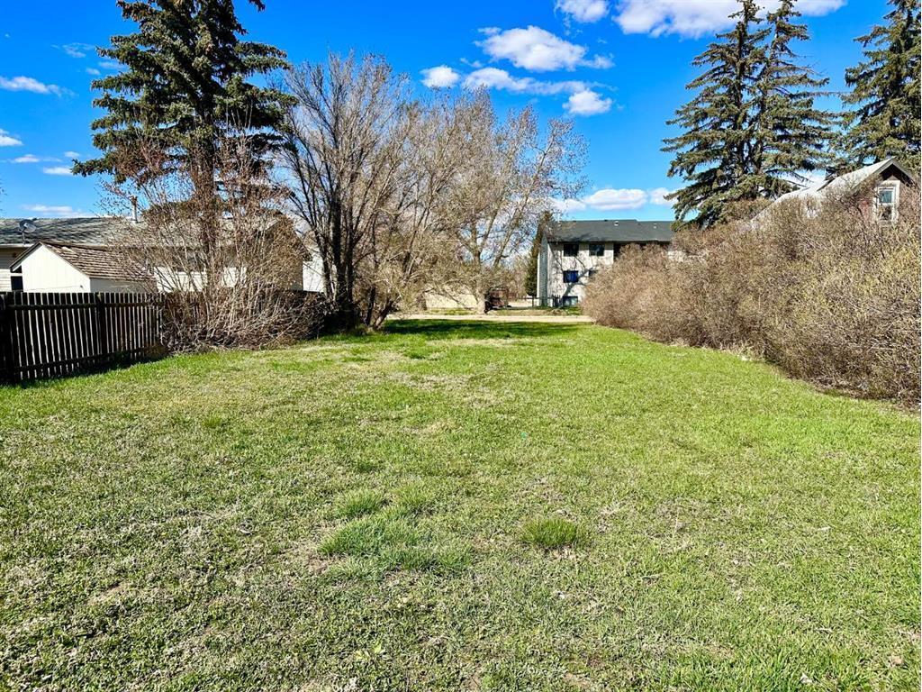 









511


1A

Avenue East,
Brooks,







AB
T1R 0H6

