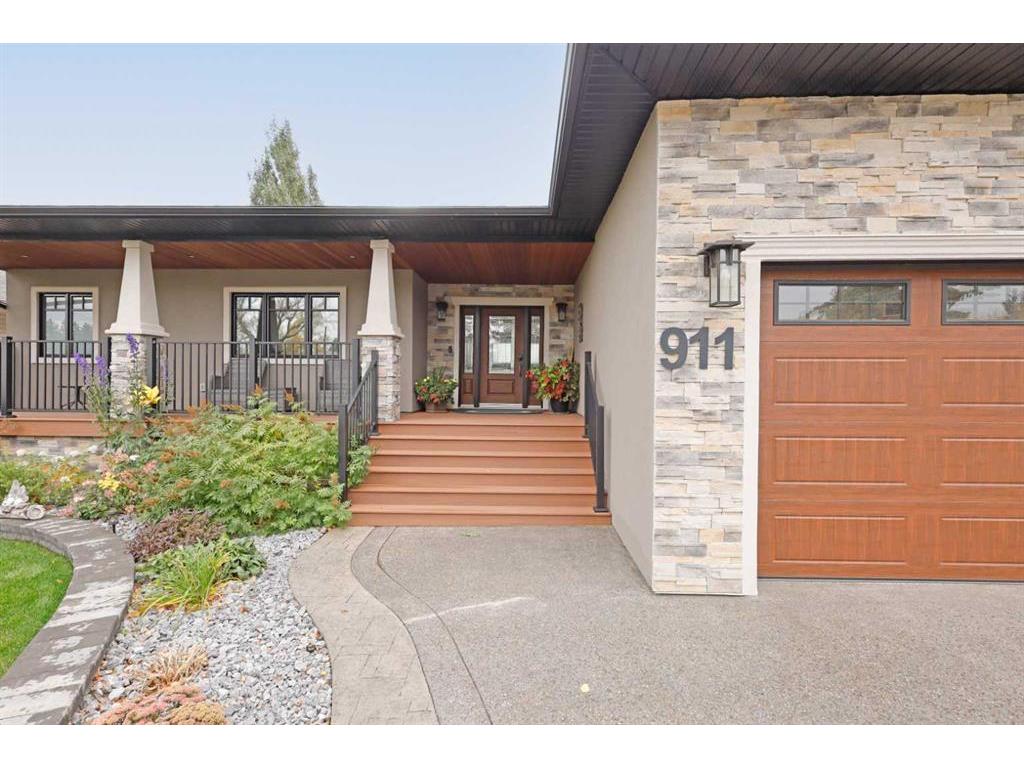









911


2

Avenue West,
Brooks,




AB
T1R0B7

