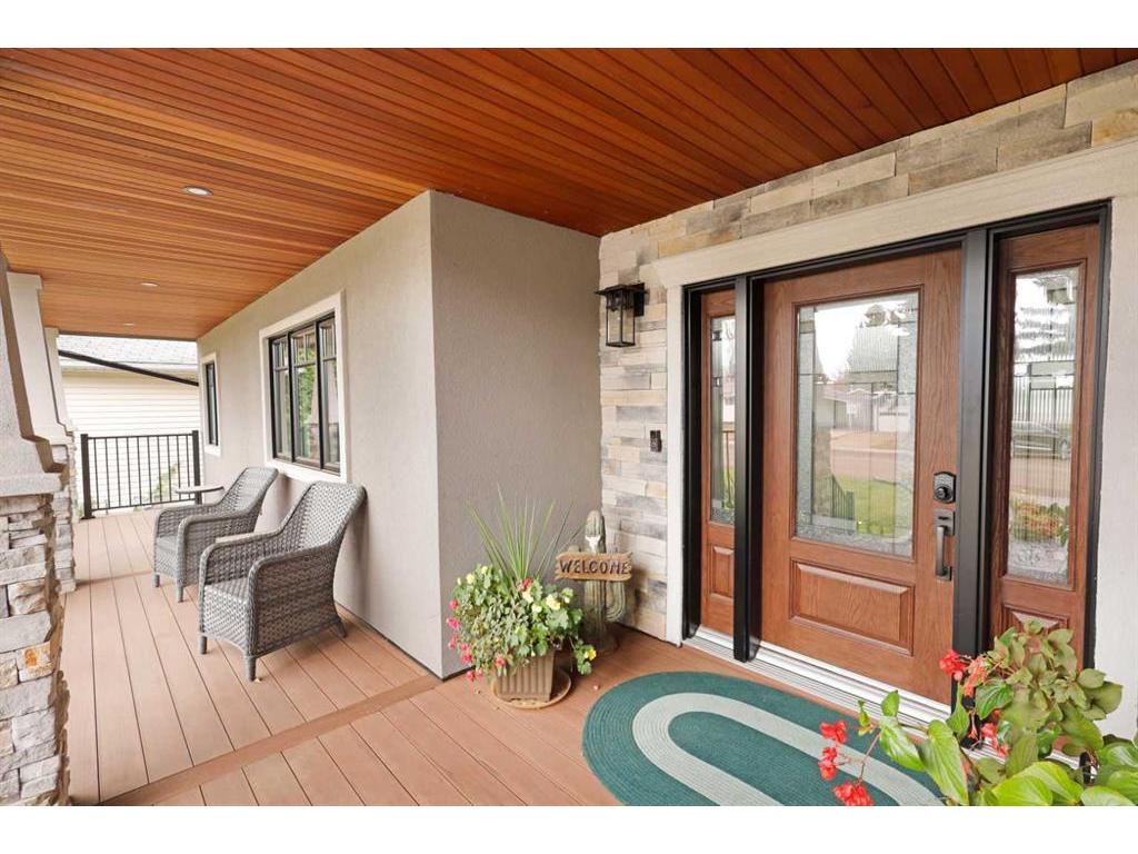









911


2

Avenue West,
Brooks,




AB
T1R0B7

