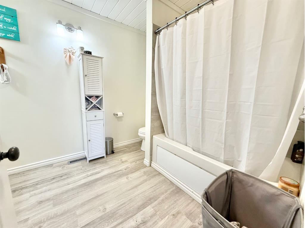 









37427


Range Road 19-2

,
Rural Stettler No. 6, County of,




AB
T0C 2L0

