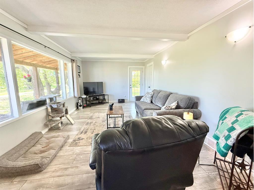 









37427


Range Road 19-2

,
Rural Stettler No. 6, County of,




AB
T0C 2L0

