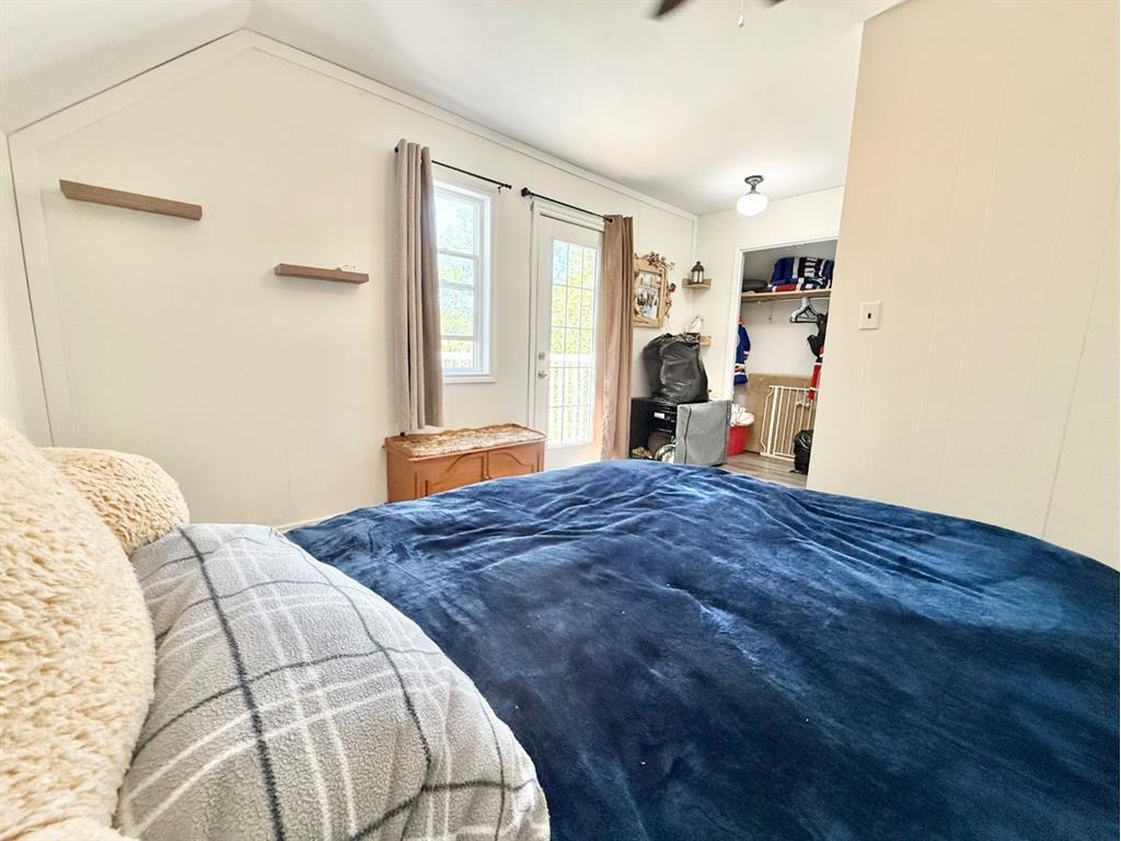 









37427


Range Road 19-2

,
Rural Stettler No. 6, County of,




AB
T0C 2L0

