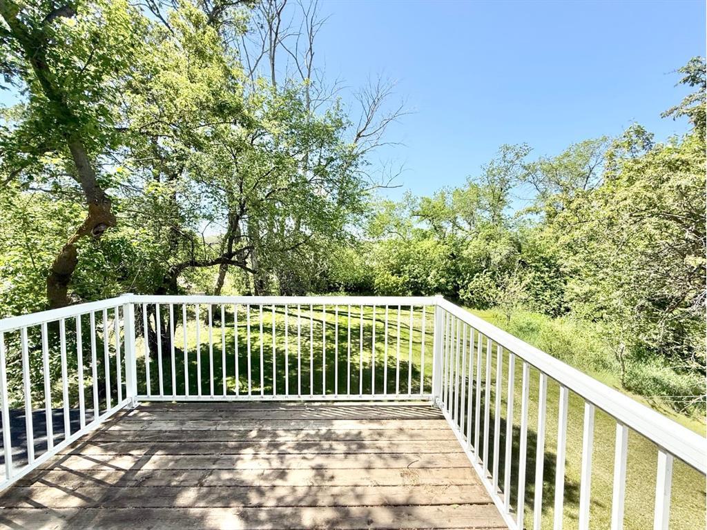 









37427


Range Road 19-2

,
Rural Stettler No. 6, County of,




AB
T0C 2L0

