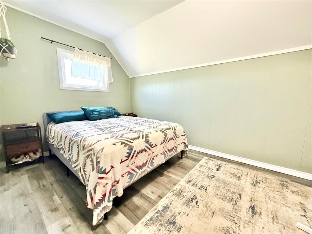 









37427


Range Road 19-2

,
Rural Stettler No. 6, County of,




AB
T0C 2L0

