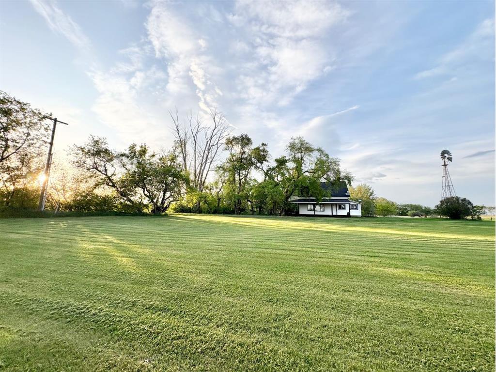 









37427


Range Road 19-2

,
Rural Stettler No. 6, County of,




AB
T0C 2L0

