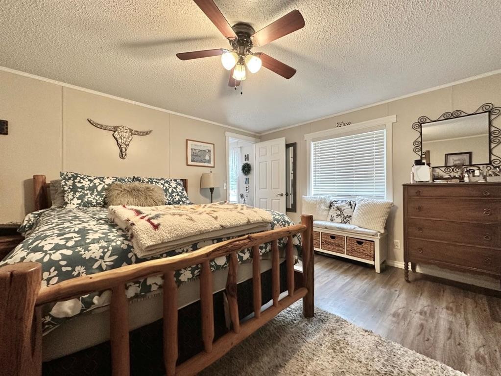 









205


Blue Heron

Road,
Rural Newell, County of,




AB
T1R 0S1

