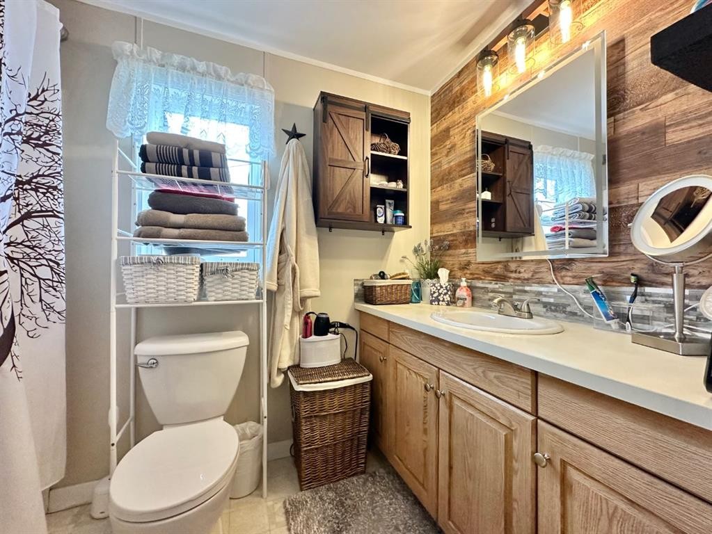 









205


Blue Heron

Road,
Rural Newell, County of,




AB
T1R 0S1

