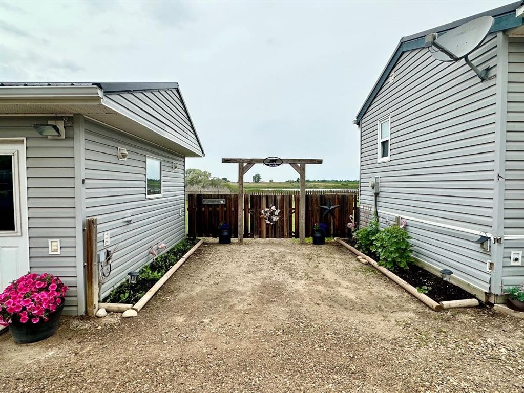 









205


Blue Heron

Road,
Rural Newell, County of,




AB
T1R 0S1

