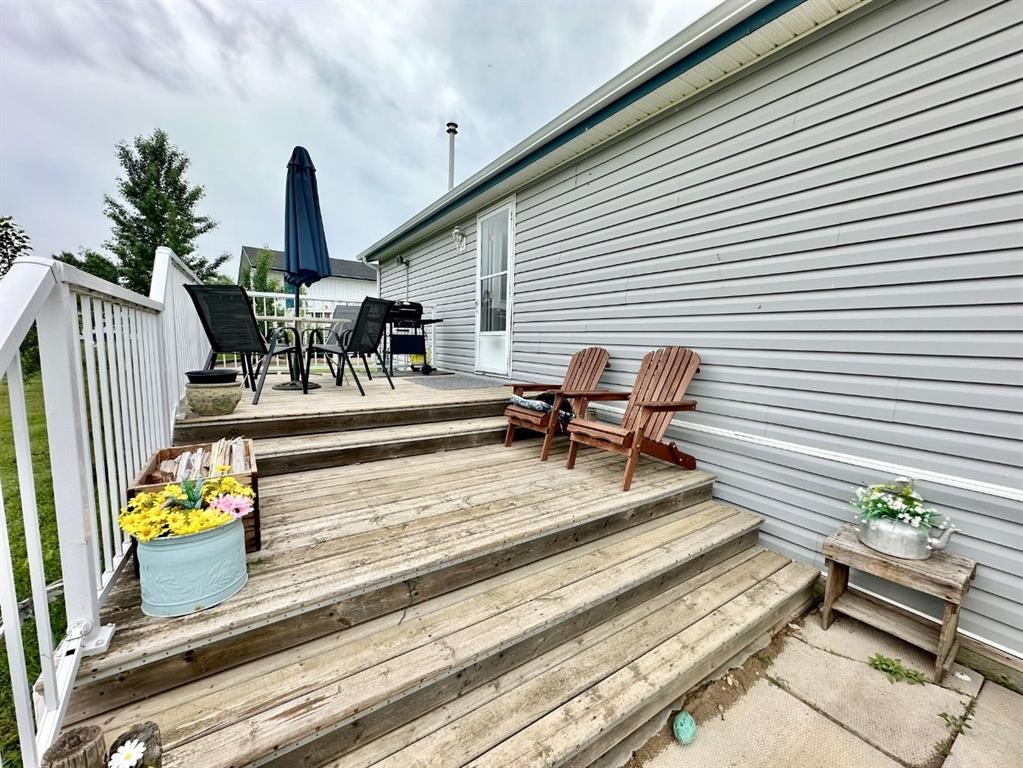 









205


Blue Heron

Road,
Rural Newell, County of,




AB
T1R 0S1

