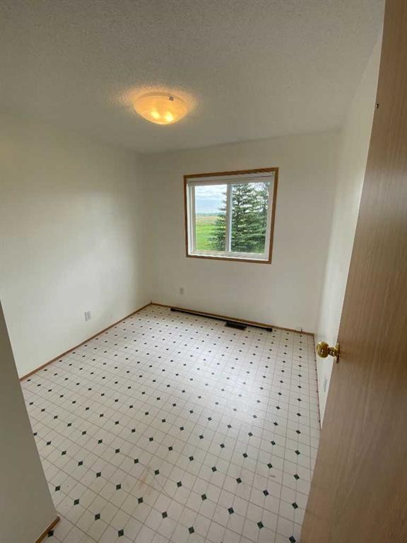 









11


Sagebrush

Estates,
Rural Newell, County of,




AB
T1R1P1

