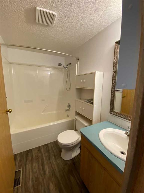 









11


Sagebrush

Estates,
Rural Newell, County of,




AB
T1R1P1

