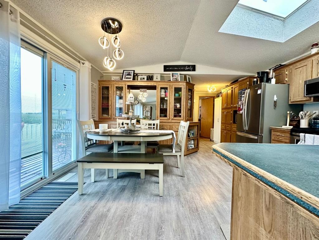 









43


Maple

Drive,
Brooks,




AB
T1R 1J2

