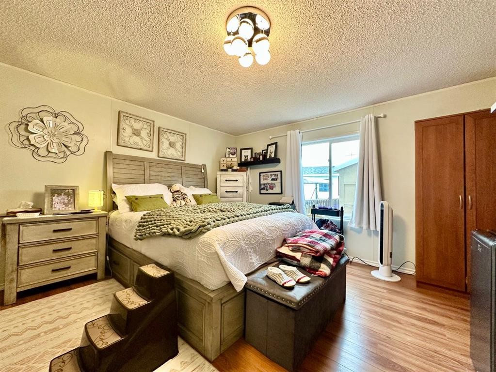 









43


Maple

Drive,
Brooks,




AB
T1R 1J2

