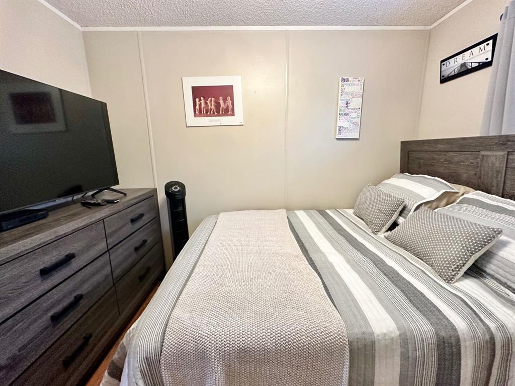 









43


Maple

Drive,
Brooks,




AB
T1R 1J2

