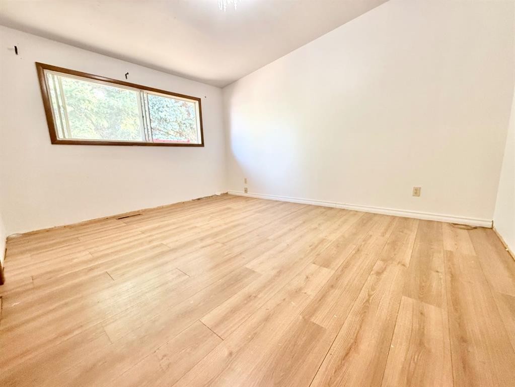 









15


Laurel

Place West,
Brooks,




AB
T1R 1C8

