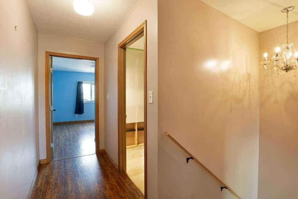 









521


Tulip

Street,
Rosemary,




AB
T0J 2W0

