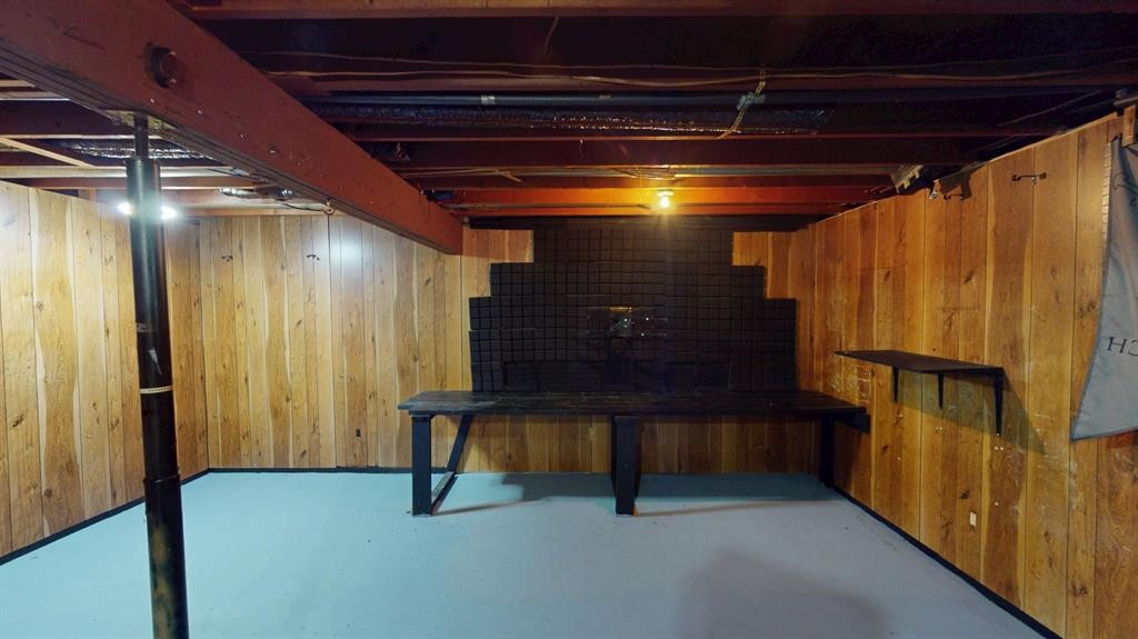 









307


8

Avenue,
Bassano,




AB
T0J0B0

