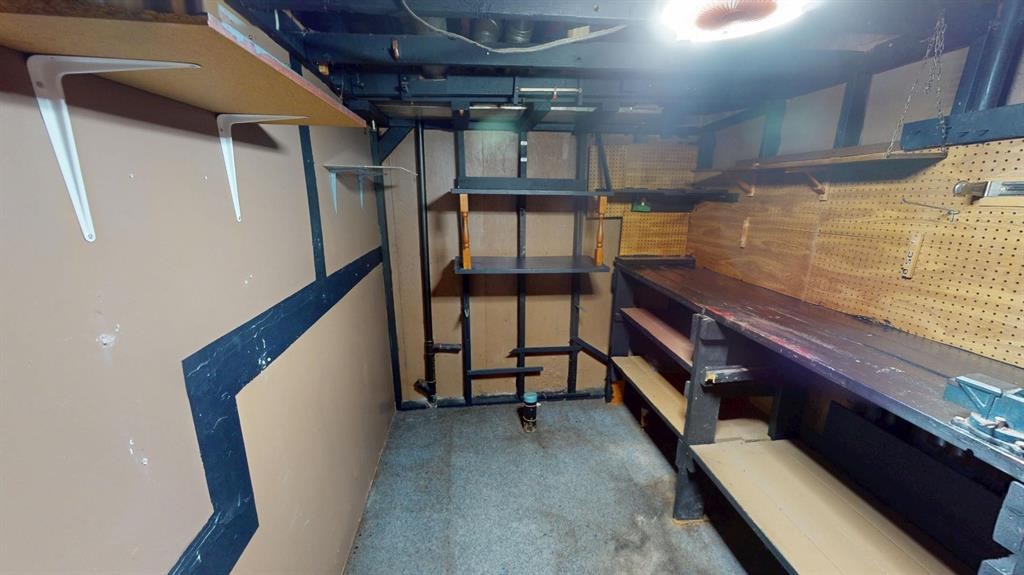 









307


8

Avenue,
Bassano,




AB
T0J0B0

