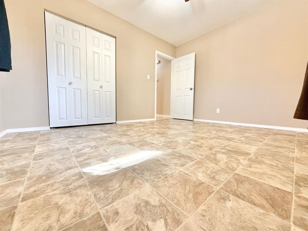 









66


2

Avenue East,
Tilley,




AB
T0J 3K0

