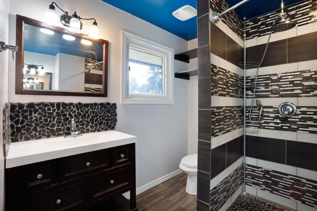 









535


2A

Avenue West,
Brooks,




AB
T1R 0B1

