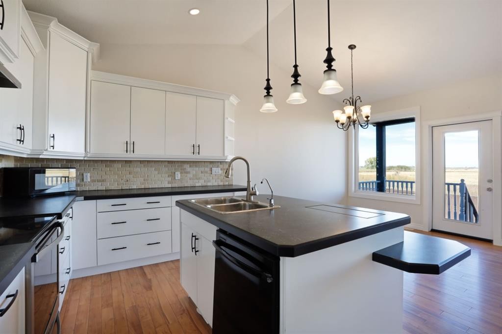 









36


Cottonwood

Crescent,
Rosemary,




AB
T0J 2W0

