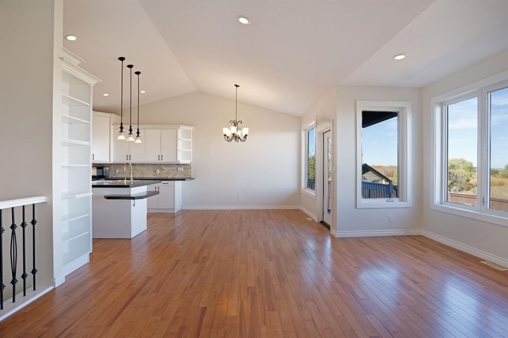 









36


Cottonwood

Crescent,
Rosemary,




AB
T0J 2W0

