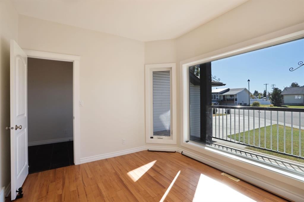 









36


Cottonwood

Crescent,
Rosemary,




AB
T0J 2W0

