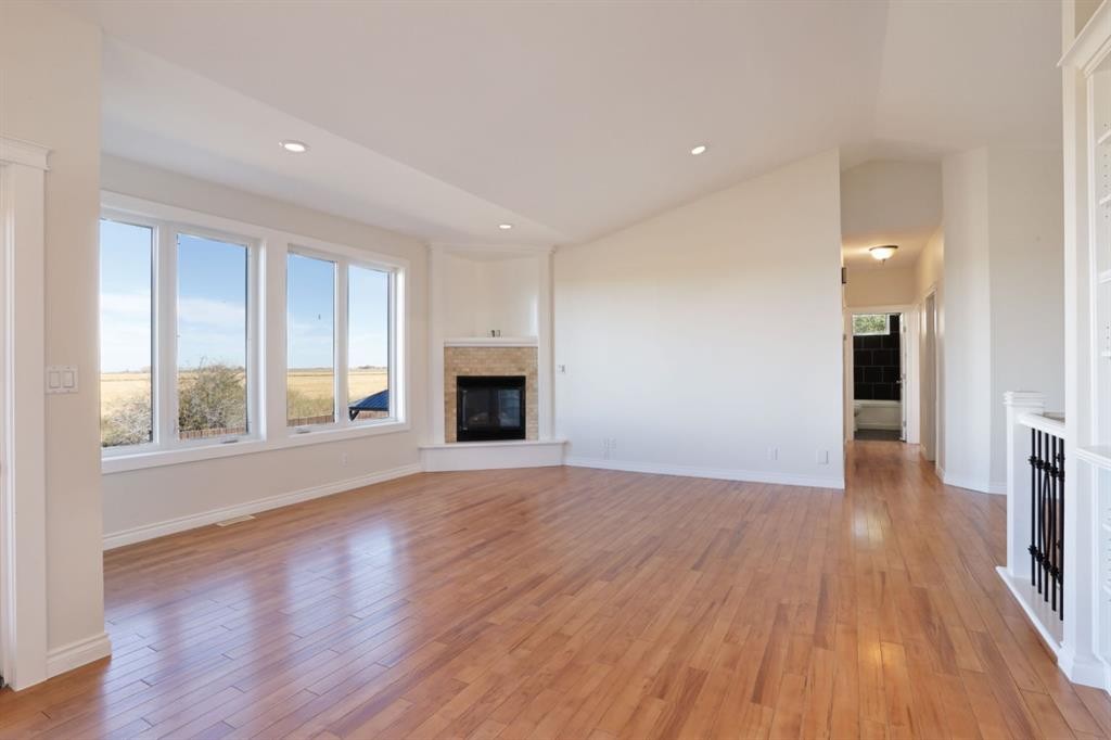 









36


Cottonwood

Crescent,
Rosemary,




AB
T0J 2W0

