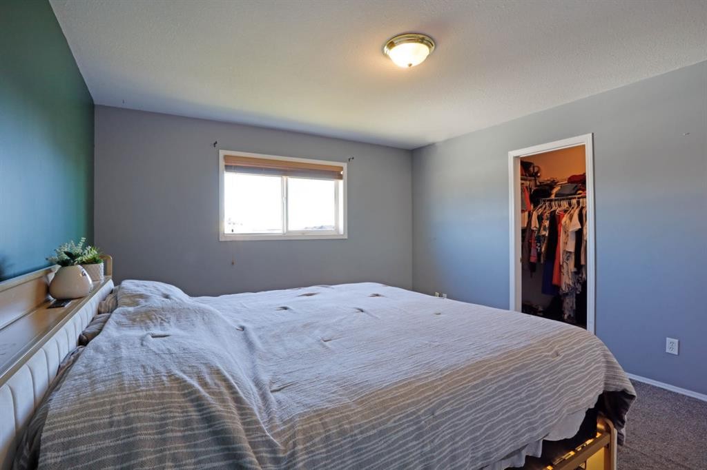 









216


14

Street East,
Brooks,




AB
T1R 1L9

