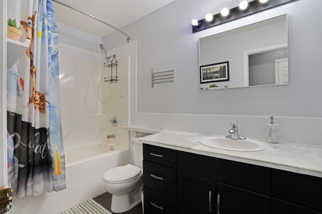 









216


14

Street East,
Brooks,




AB
T1R 1L9

