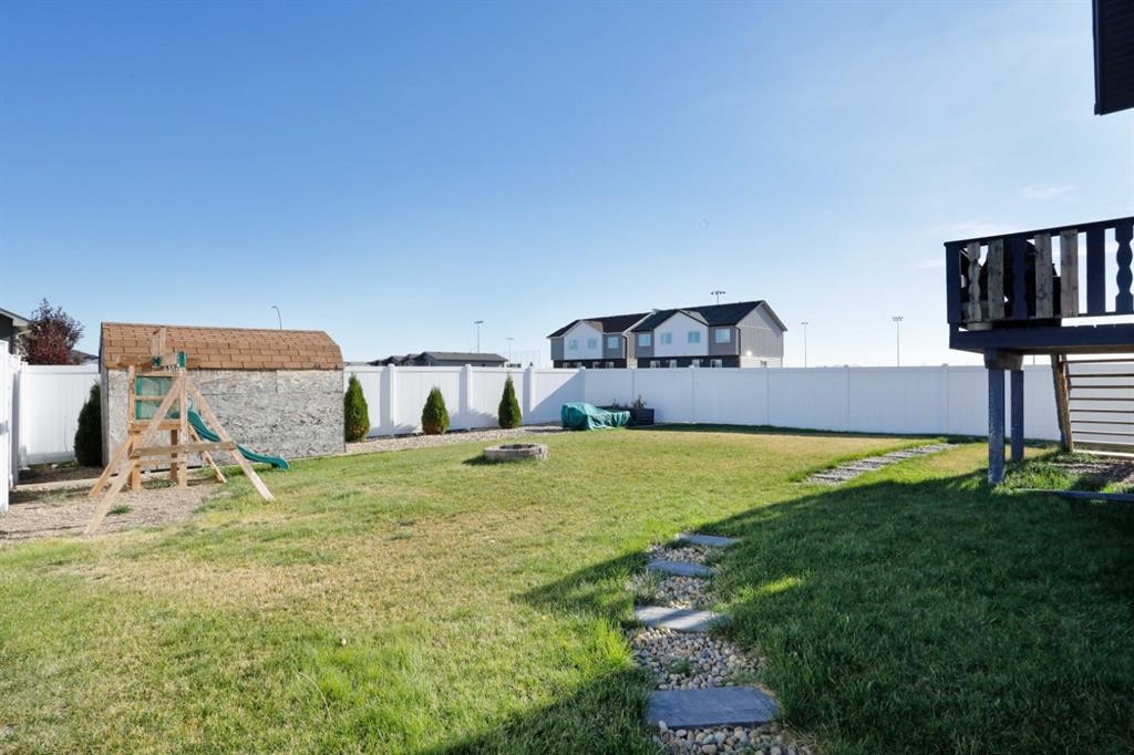 









216


14

Street East,
Brooks,




AB
T1R 1L9

