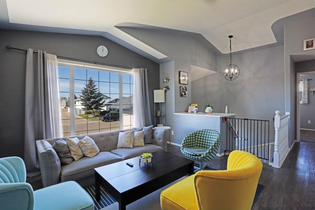 









216


14

Street East,
Brooks,




AB
T1R 1L9

