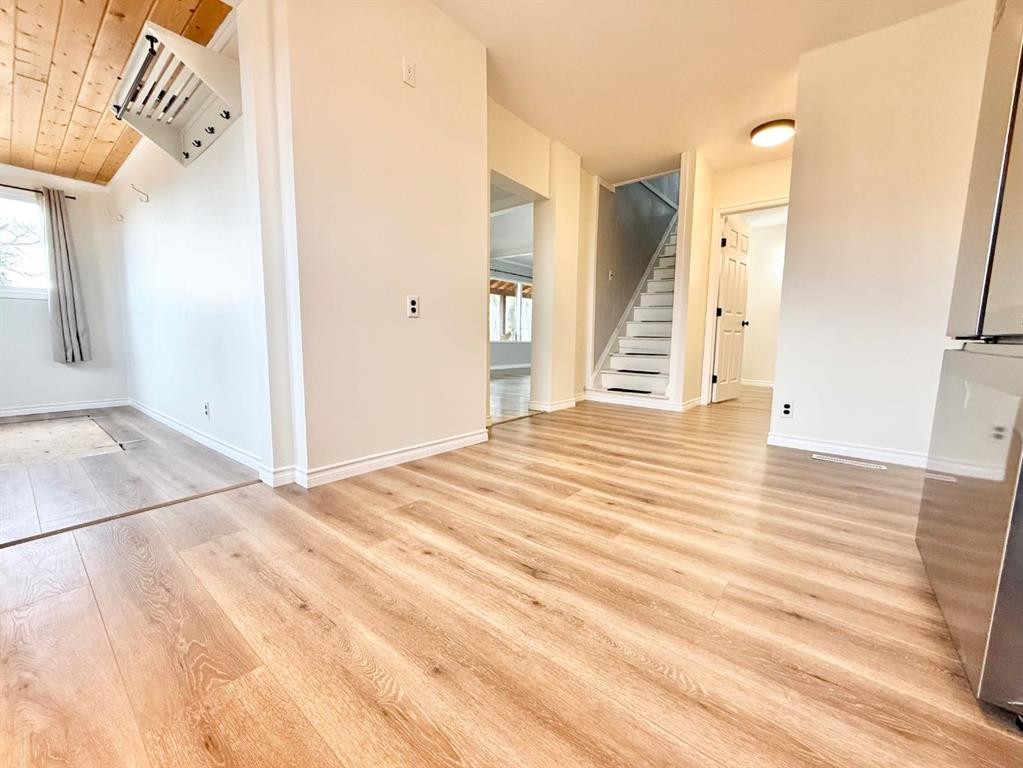 












37427 Range Road 19-2

,
Rural Stettler No. 6, County of,




AB
T0C 2L0

