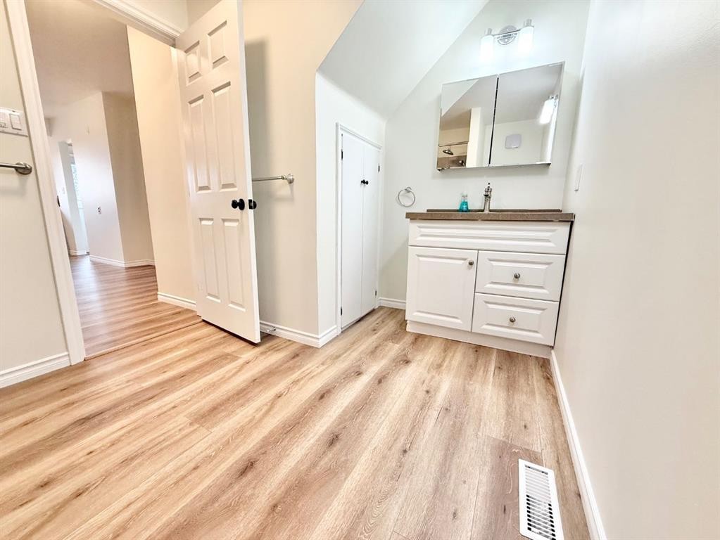 












37427 Range Road 19-2

,
Rural Stettler No. 6, County of,




AB
T0C 2L0

