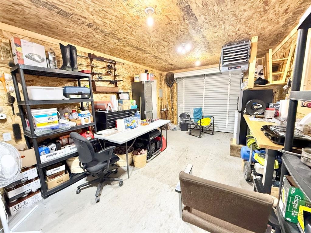 









349


Railway

Avenue West, 323,
Duchess,




AB
T0J 0Z0

