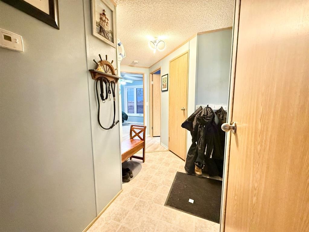 









349


Railway

Avenue West, 323,
Duchess,




AB
T0J 0Z0

