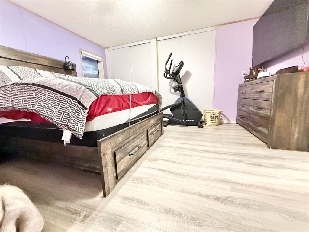 









349


Railway

Avenue West, 323,
Duchess,




AB
T0J 0Z0

