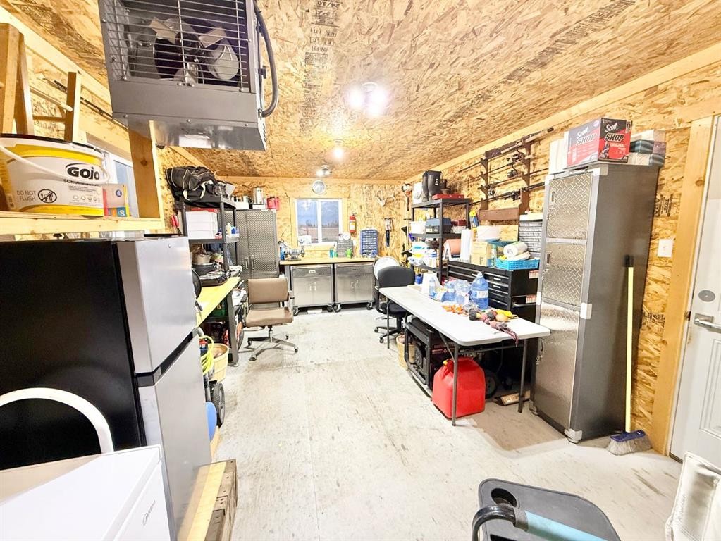 









349


Railway

Avenue West, 323,
Duchess,




AB
T0J 0Z0

