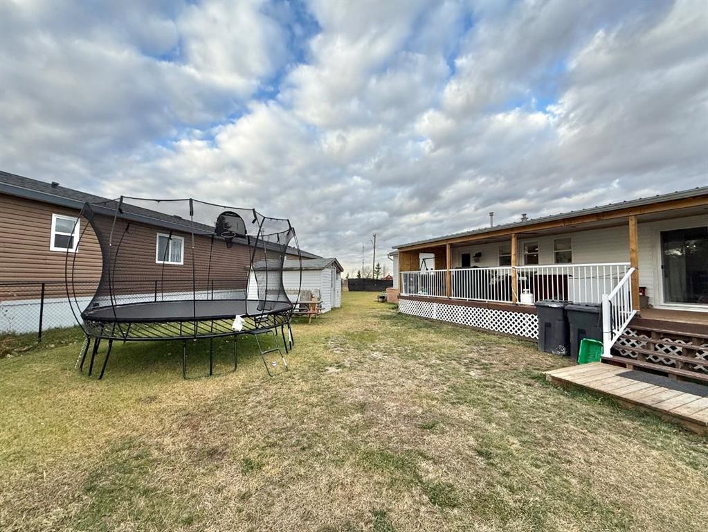 









11


Roseglen

Drive,
Rosemary,




AB
T0J 2W0

