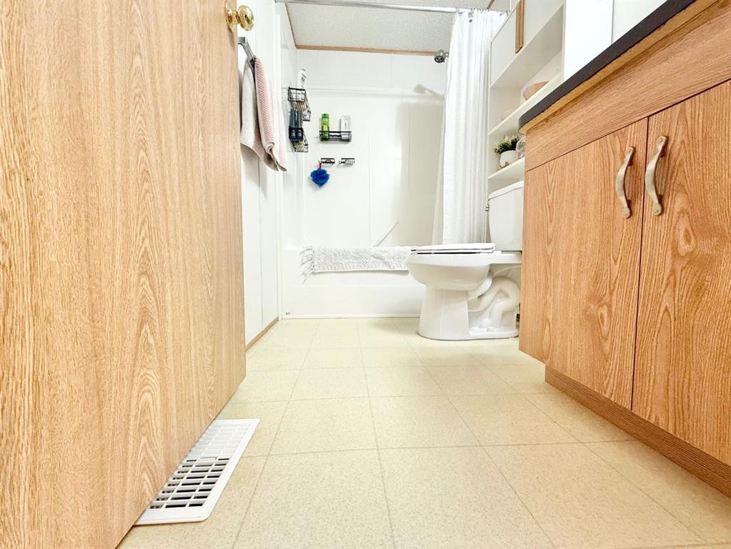 









310


Railway

Avenue, 1,
Duchess,




AB
T0J 0Z0

