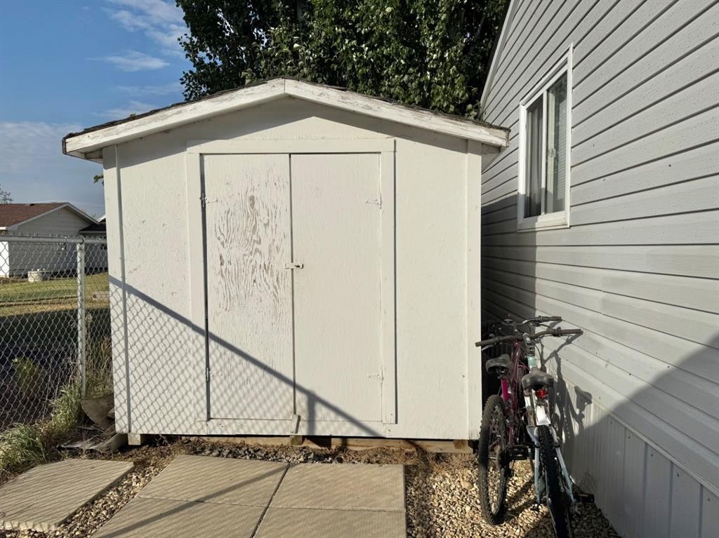 









310


Railway

Avenue, 1,
Duchess,




AB
T0J 0Z0

