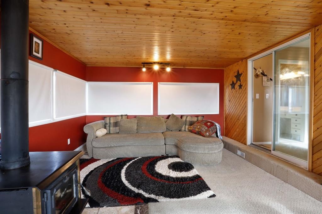 









1120


2

Avenue East,
Brooks,




AB
T1R 0K9

