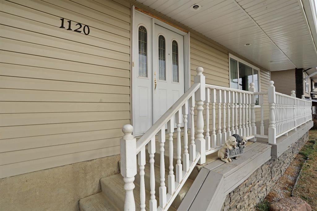 









1120


2

Avenue East,
Brooks,




AB
T1R 0K9

