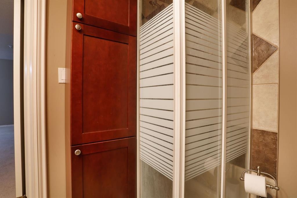 









1120


2

Avenue East,
Brooks,




AB
T1R 0K9

