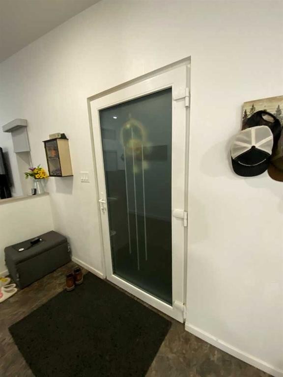 









29


Weinmeyer

Way,
Duchess,




AB
T0J 0Z0

