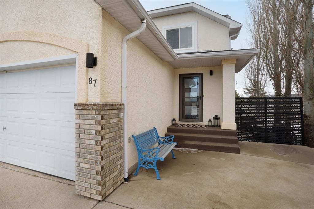 









87


White Pelican

View,
Lake Newell Resort,




AB
T1R 0X5

