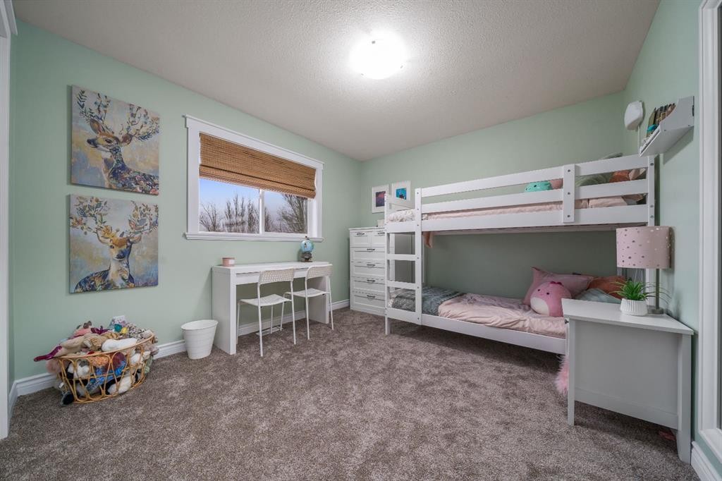 









61


White Pelican

Way,
Lake Newell Resort,




AB
T1R 0X5

