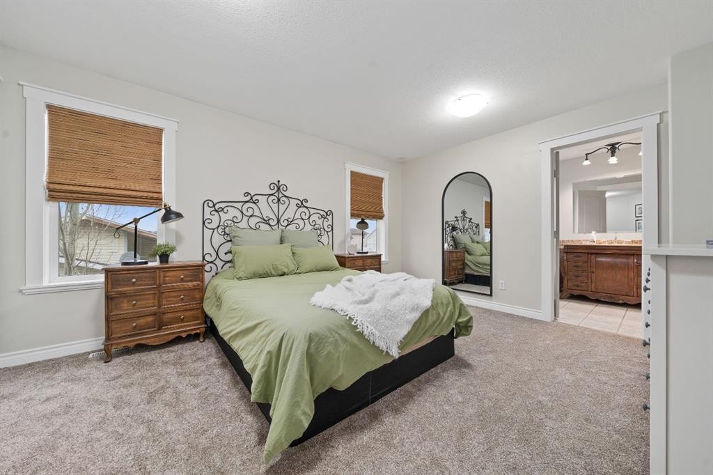 









61


White Pelican

Way,
Lake Newell Resort,




AB
T1R 0X5

