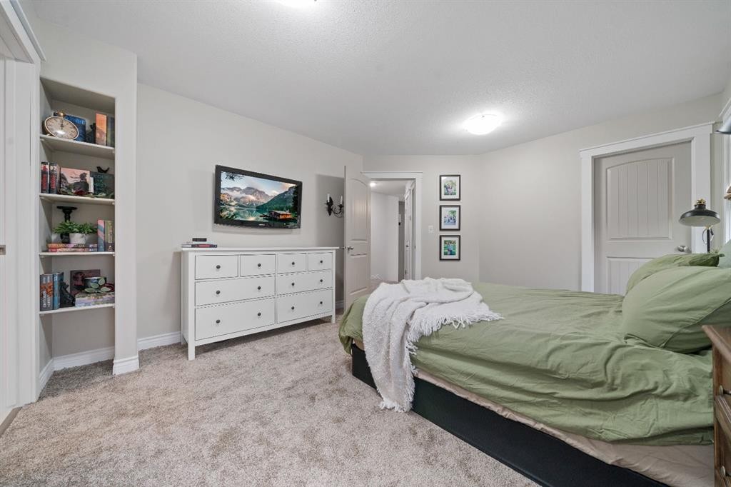 









61


White Pelican

Way,
Lake Newell Resort,




AB
T1R 0X5

